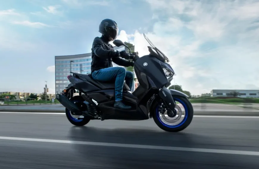 Descubre la Yamaha XMAX 125 motor y especificacione técnicas